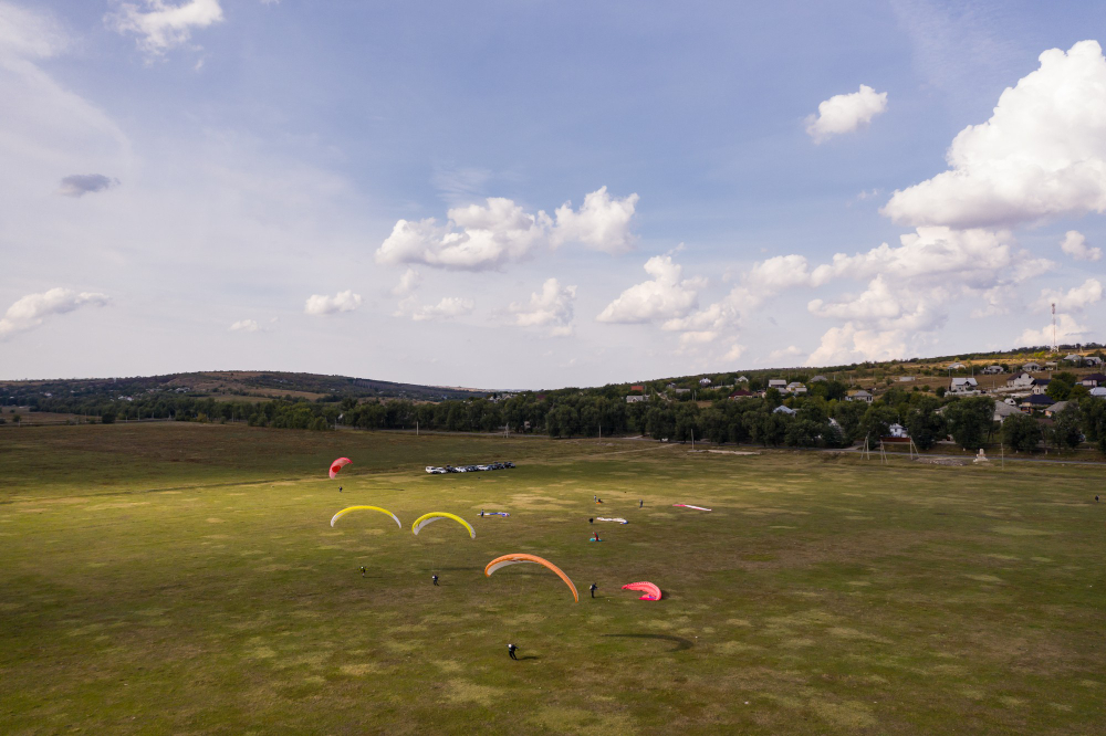 walton on thames camping and caravanning club site